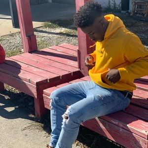 Meet your Posher, Chase